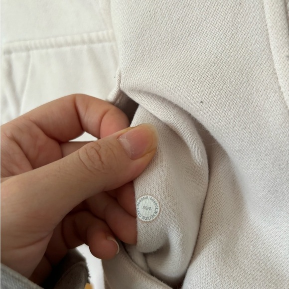 Lululemon Scuba Full-Zip Cropped Hoodie - Picture 4 of 8